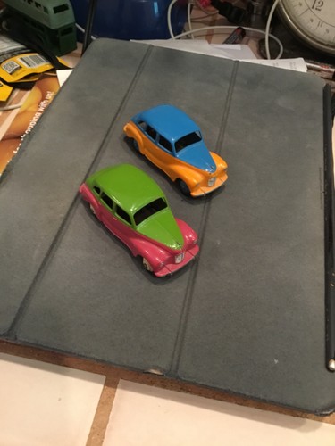 Dinky toys pair austin - pair,