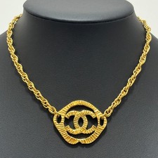 Collier CHANEL COCO Mark CC