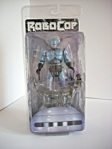 Figurine roroboc avec jet - figurine,