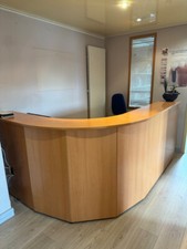 Banque Accueil Bois 3 élts, droit 145, courbe 152, droit 72, etagere,hygiaphones