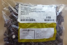 LOT DE 200 CONDENSATEURS