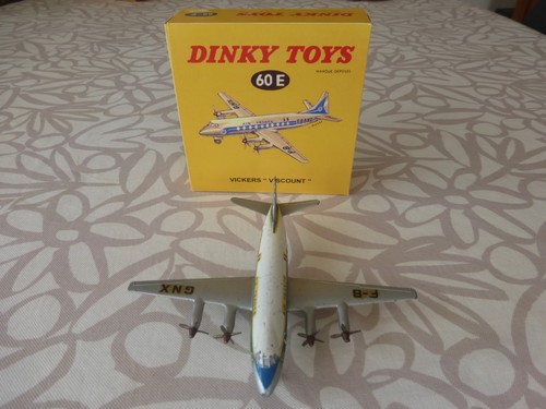 Dinky toys 60e avion vickers - dinky,