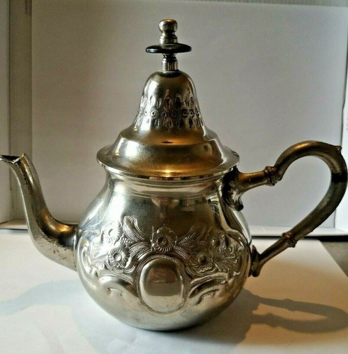 Théière orientale en - orientale",