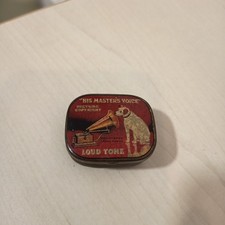 Ancienne boite à aiguilles de