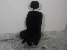 SIEGE AVANT GAUCHE (