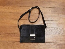 ? Sac à Main en Daim Noir avec Rabat Aimanté et Bandoulière- Petite Mendigote