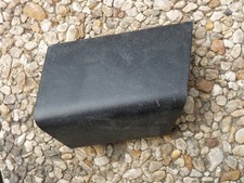 Trappe d'accès au liquide de