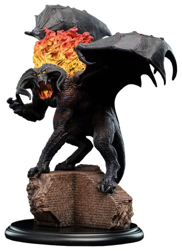 Lord the rings statue - lord,
