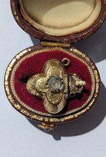 Rare fermoir ancien charm