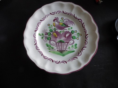 Assiette ancienne est - de, l'est