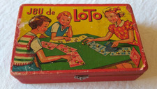 ANCIEN COFFRET EN BOIS DU JEU