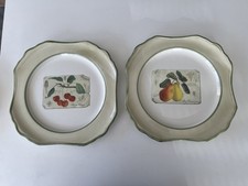 LOT 2 ASSIETTES LIGNE HOTESSE très bon état