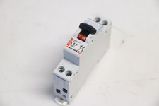 Occasion : LEGRAND 06386 Disjoncteur magnéto-thermique DX6000 1P+N 0.5A Courbe C