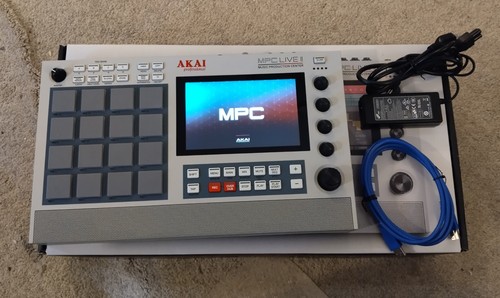 Akai mpc live retro - akai, 2