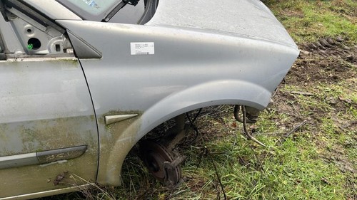 Aile avant droit renault - droit,