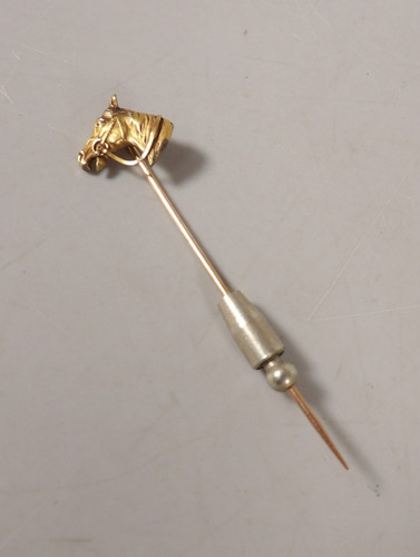 Broche ancienne tête de - à,