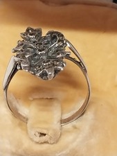 bague en argent avec