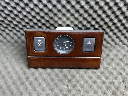 81117744var 81117744 horloge - 81117744,