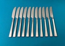 Grands couteaux CHRISTOFLE modèle CONCORDE acier 23,5 cm couverts table DELTA