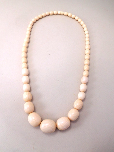 Collier bakelite epoque art - ,