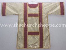 Espagnol Dalmatique Doré