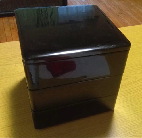 Boîte jubako japonaise - , en