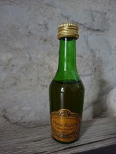 Mignonnette bouteille Liqueur à l 'armagnac Pousse rapière 3 cl en très bon état