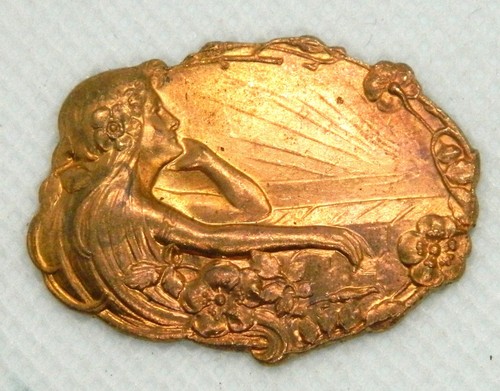 Bel ornement broche - bel, en