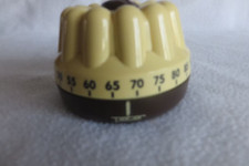 Ancien minuteur Peter forme de gâteau