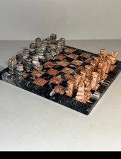 Très jolie jeu d'échecs avec