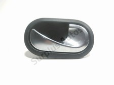 POIGNEE INTERIEURE PORTE AVANT