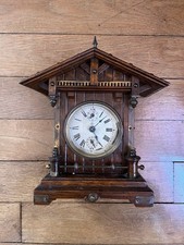 Horloge Chalet vintage Art Déco