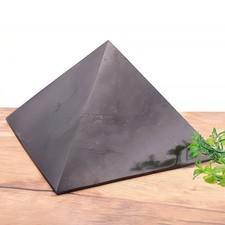 Pyramide en Shungite Naturelle