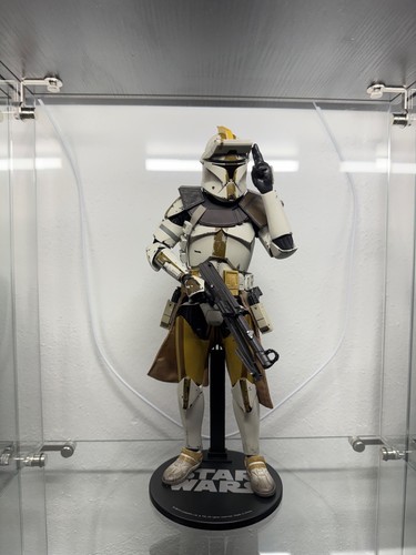 Star wars sideshow - star,