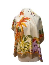 Magnifique Foulard Must De