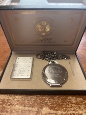 Briquet à huile pour montre