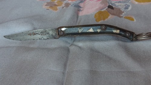 Rare petit couteau pliant