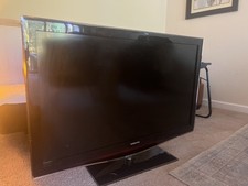 Samsung TV (With Stand)