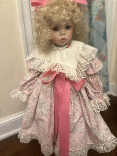 Hillary porcelain - 26”, “hillary”