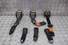 Jeu ceinture securite arriere