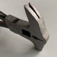 ancienne pince marteau arrache