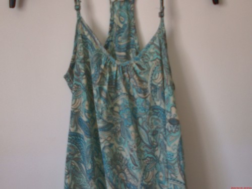 Magnifique robe neuve - magnifique,
