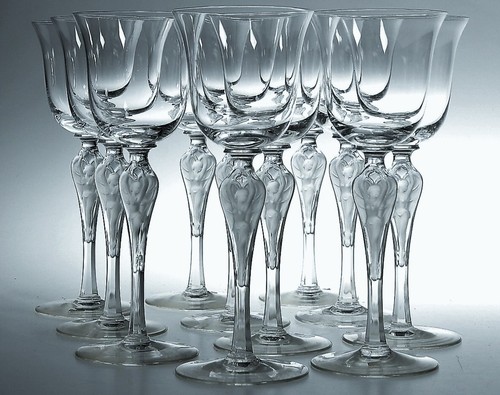 Anciennes verres vin - verres, a