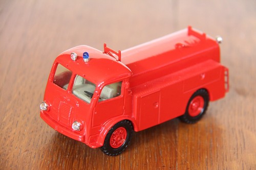 Kit monté camion - 1/50, pompier
