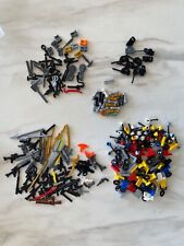 Lot Lego armes, outils, volants et divers