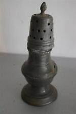 ancienne saupoudreuse saliere