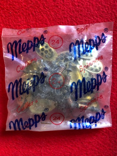 Anciennes cuilleres mepps - cuilleres,
