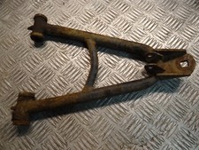 triangle inférieur droit  SSV pgo 250 bugrider