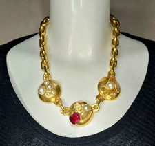 RARE MERCEDES ROBIROSA COLLIER PLAQUE OR FAUX PERLES CRISTAL  signé