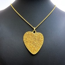 Collier pendentif plaque coeur Yves Saint Laurent YSL doré du Japon